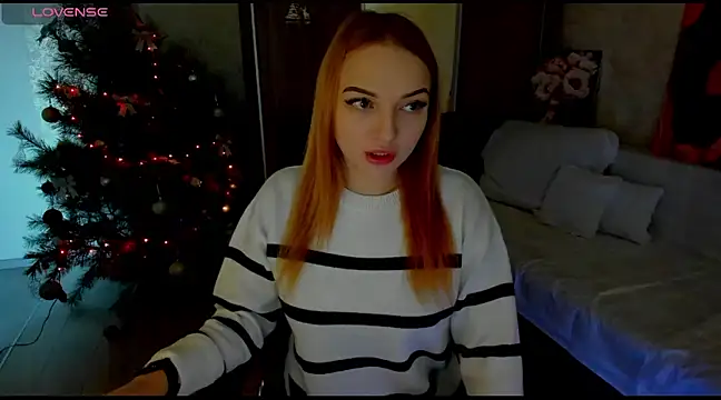 Snapshot of Stella__Cox chatting on 01-02-25, 06:29 Stella  Cox online show from 01-02-25, 06:29