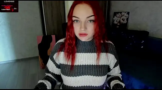 Snapshot of Stella__Cox chatting on 02-10-25, 06:31 Stella  Cox online show from 02-10-25, 06:31