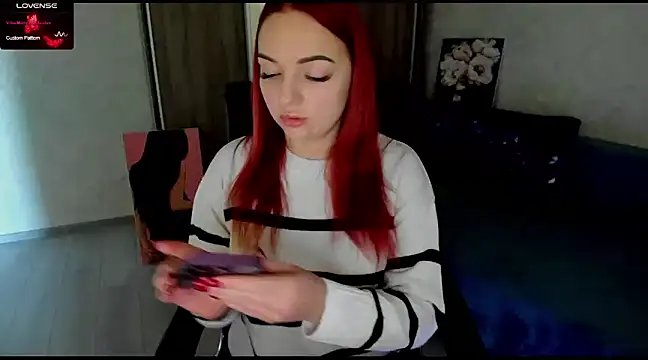 Snapshot of Stella__Cox chatting on 02-13-25, 06:30 Stella  Cox online show from 02-13-25, 06:30