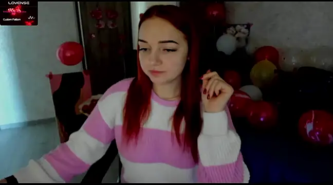 Snapshot of Stella__Cox chatting on 02-17-25, 06:20 Stella  Cox online show from 02-17-25, 06:20