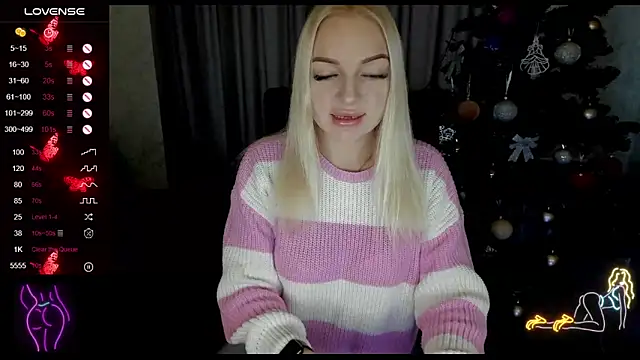 Snapshot of Stella__Cox chatting on 12-18-25, 06:19 Stella Cox online show from 12-18-25, 06:19