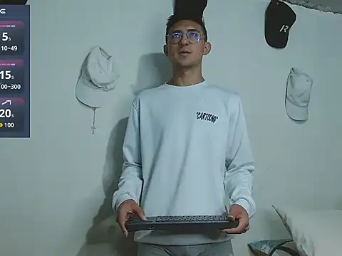 Snapshot of samfox_ chatting on 03-10-26, 11:15 samfox online show from 03-10-26, 11:15