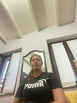 Snapshot of andreinitahg chatting on 01-08-25, 05:05 andreinitahg online show from 01-08-25, 05:05