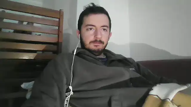 Snapshot of laynufff chatting on 12-08-24, 05:29 laynufff online show from 12-08-24, 05:29