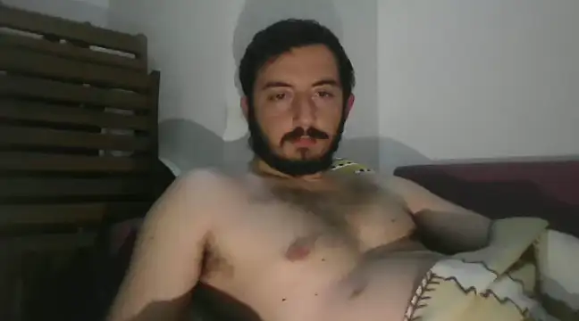 Snapshot of laynufff chatting on 01-03-25, 03:44 laynufff online show from 01-03-25, 03:44