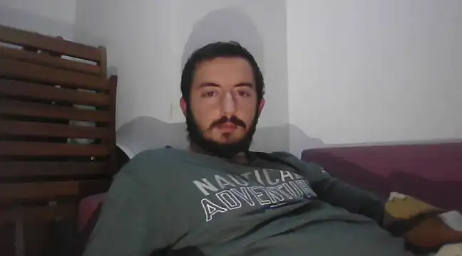 Snapshot of laynufff chatting on 01-08-25, 03:50 laynufff online show from 01-08-25, 03:50