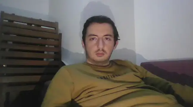 Snapshot of laynufff chatting on 01-24-25, 03:45 laynufff online show from 01-24-25, 03:45