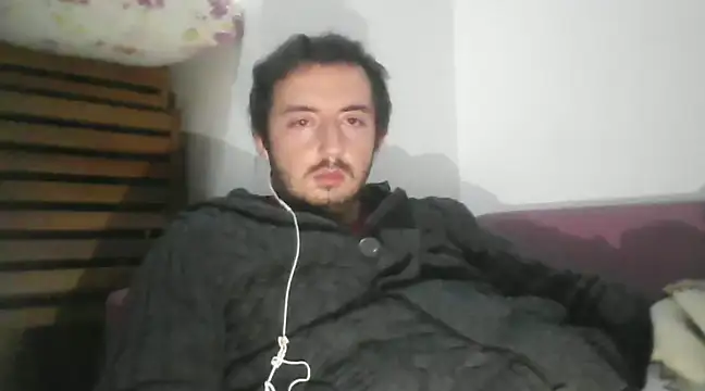 Snapshot of laynufff chatting on 02-08-25, 09:25 laynufff online show from 02-08-25, 09:25