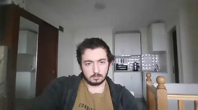 Snapshot of laynufff chatting on 02-19-25, 01:06 laynufff online show from 02-19-25, 01:06