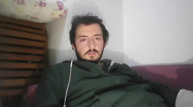 Snapshot of laynufff chatting on 03-02-25, 07:12 laynufff online show from 03-02-25, 07:12