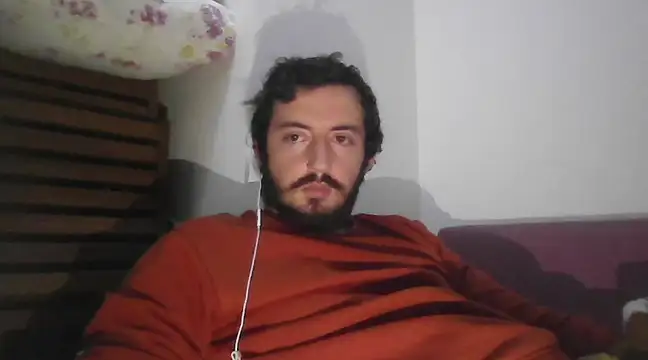 Snapshot of laynufff chatting on 03-16-25, 10:20 laynufff online show from 03-16-25, 10:20