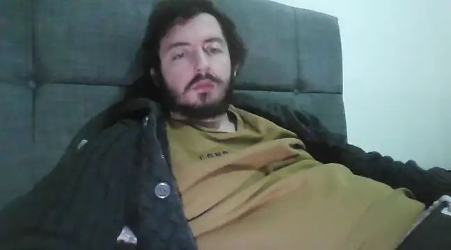 Snapshot of laynufff chatting on 03-21-25, 08:18 laynufff online show from 03-21-25, 08:18