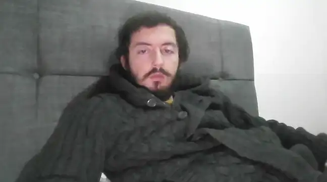 Snapshot of laynufff chatting on 03-21-25, 11:34 laynufff online show from 03-21-25, 11:34