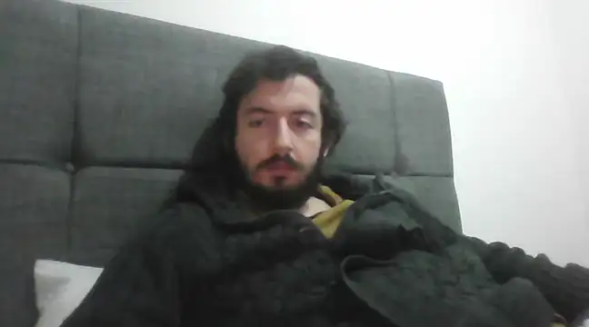 Snapshot of laynufff chatting on 03-22-25, 10:26 laynufff online show from 03-22-25, 10:26