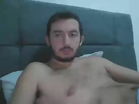 Snapshot of laynufff chatting on 10-30-25, 05:13 laynufff online show from 10-30-25, 05:13