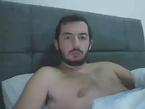 Snapshot of laynufff chatting on 11-04-25, 06:56 laynufff online show from 11-04-25, 06:56