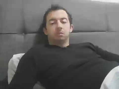 Snapshot of laynufff chatting on 11-09-25, 05:17 laynufff online show from 11-09-25, 05:17