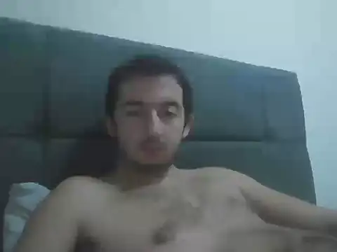 Snapshot of laynufff chatting on 11-23-25, 05:46 laynufff online show from 11-23-25, 05:46