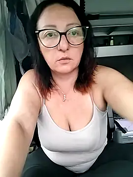 cuplubijoanna online show from 11-01-25, 07:54