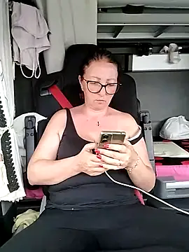 cuplubijoanna online show from 04-18-26, 09:13