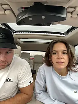 Snapshot of JuicyFruits93 chatting on 12-26-24, 10:37 JuicyFruits93 online show from 12-26-24, 10:37