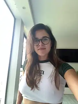 Snapshot of JuicyFruits93 chatting on 02-16-25, 05:26 JuicyFruits93 online show from 02-16-25, 05:26