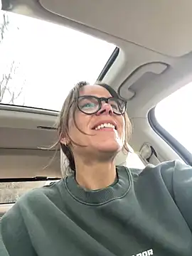 Snapshot of JuicyFruits93 chatting on 03-22-25, 08:40 JuicyFruits93 online show from 03-22-25, 08:40