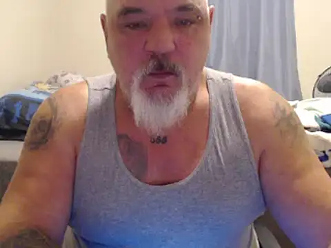 Snapshot of Newfiesausage1972 chatting on 01-10-25, 10:39 Newfiesausage1972 online show from 01-10-25, 10:39