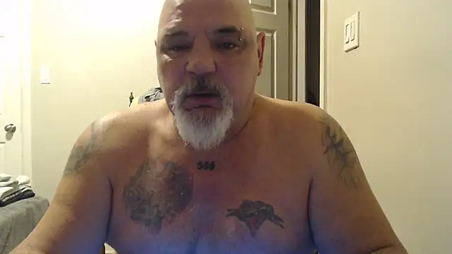 Snapshot of Newfiesausage1972 chatting on 02-07-25, 11:01 Newfiesausage1972 online show from 02-07-25, 11:01