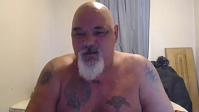 Snapshot of Newfiesausage1972 chatting on 10-06-25, 04:15 Newfiesausage1972 online show from 10-06-25, 04:15