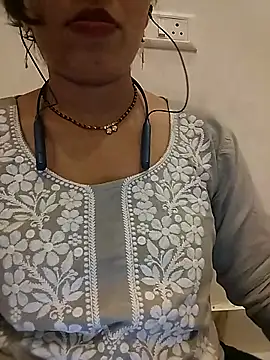 Simaran bhabhi online show from 03-31-26, 04:29