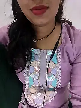 Snapshot of Simaran_bhabhi chatting on 05-07-26, 12:27 Simaran bhabhi online show from 05-07-26, 12:27