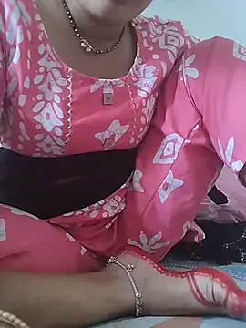 Snapshot of Simaran_bhabhi chatting on 05-11-26, 07:25 Simaran bhabhi online show from 05-11-26, 07:25