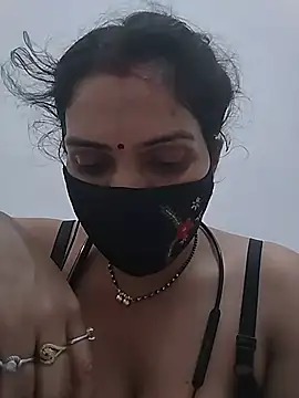 Snapshot of Simaran_bhabhi chatting on 05-19-26, 02:34 Simaran bhabhi online show from 05-19-26, 02:34