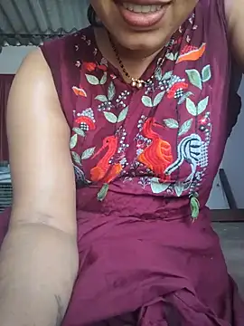 Snapshot of Simaran_bhabhi chatting on 05-21-26, 08:54 Simaran bhabhi online show from 05-21-26, 08:54