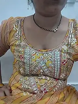 Snapshot of Simaran_bhabhi chatting on 05-28-26, 05:16 Simaran bhabhi online show from 05-28-26, 05:16