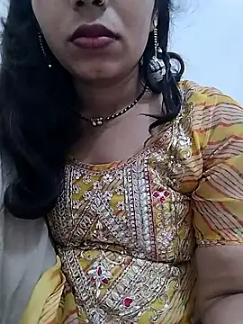 Snapshot of Simaran_bhabhi chatting on 05-29-26, 12:08 Simaran bhabhi online show from 05-29-26, 12:08
