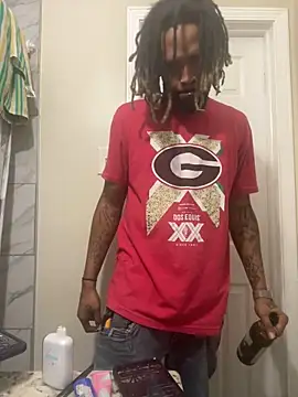 1BeautyN1Beast online show from 12-21-24, 06:19