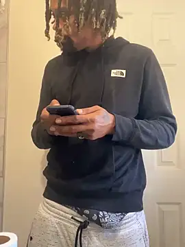 1BeautyN1Beast online show from 01-22-25, 04:02