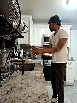 1BeautyN1Beast online show from 02-14-25, 04:58