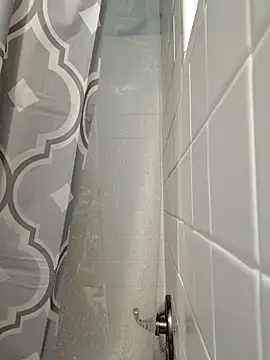 1BeautyN1Beast online show from 03-05-25, 12:44