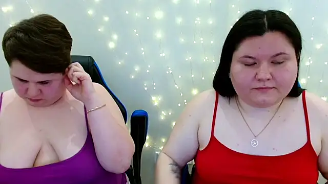 BeckyAndHellen online show from 04-22-26, 11:45