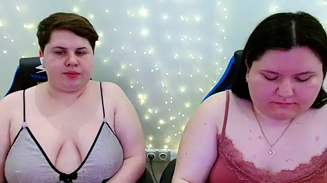 BeckyAndHellen online show from 04-29-26, 07:53