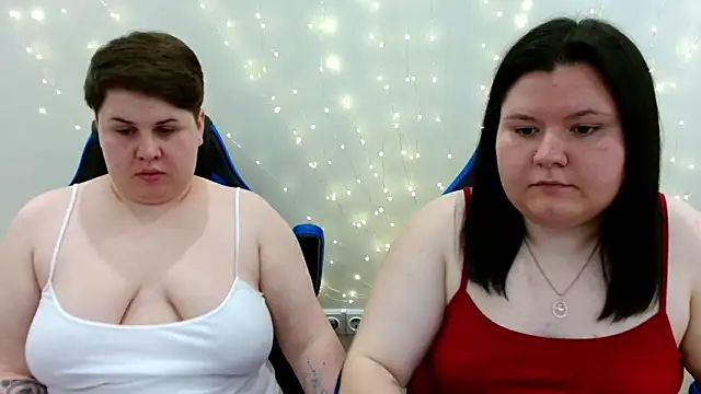 BeckyAndHellen online show from 06-12-26, 10:36