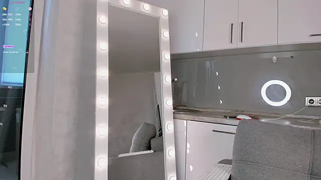 cindycumalot online show from 10-26-25, 07:36