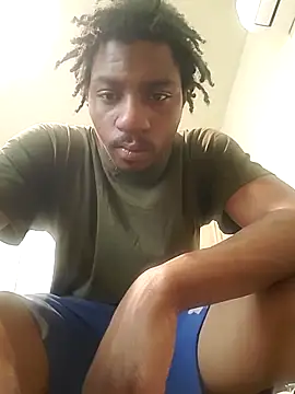 Snapshot of gaimov3r2024 chatting on 02-11-25, 10:18 gaimov3r2024 online show from 02-11-25, 10:18