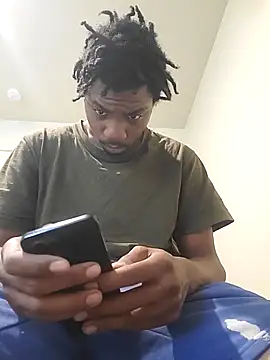 Snapshot of gaimov3r2024 chatting on 02-12-25, 05:05 gaimov3r2024 online show from 02-12-25, 05:05