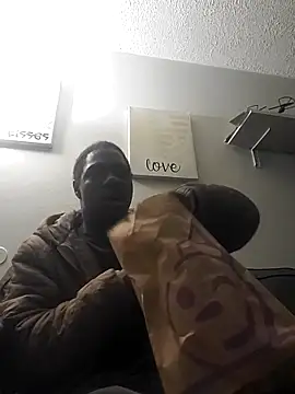 Snapshot of gaimov3r2024 chatting on 03-18-25, 11:52 gaimov3r2024 online show from 03-18-25, 11:52