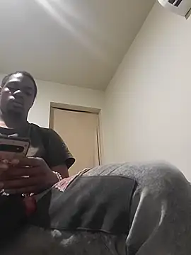 Snapshot of gaimov3r2024 chatting on 03-19-25, 01:18 gaimov3r2024 online show from 03-19-25, 01:18