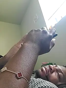 Snapshot of gaimov3r2024 chatting on 09-11-25, 07:03 gaimov3r2024 online show from 09-11-25, 07:03